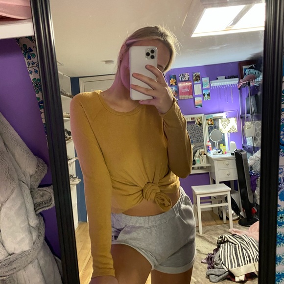 AE Sweater - Picture 1 of 3